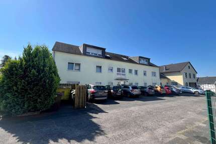 Haus zum Kaufen in Overath 890.000,00 € 486 m²