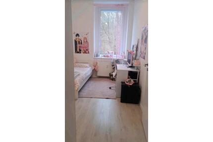 Schöne Wohnung zu vermieten - 675,00&nbsp;EUR Kaltmiete, ca.&nbsp; 48,00&nbsp;m&sup2; in Wuppertal (PLZ: 42275)