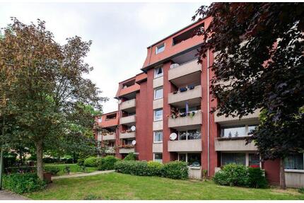 Schöne, renovierte 3-Zimmer-Erdgeschosswohnung mit Balkon! - Osnabrück Eversburg