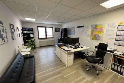 Büro in Weil der Stadt 690,00 € 69 m²