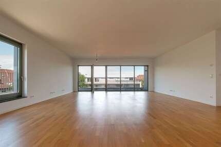 Wohnung zum Mieten in Bad Homburg 2.200,00 € 152.01 m²