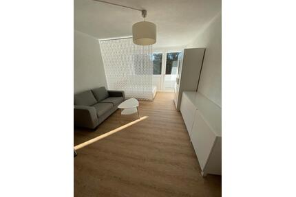 Voll möblierte 1-Zimmer-Wohnung mit großem Balkon in Kempten - Kempten (Allgäu) Auf der Halde