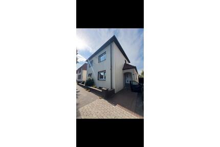 Großes 1-2 Familienhaus zu vermieten - Gütersloh Kattenstroth