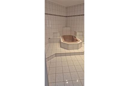 4-Zi-Whg, mit EBK und Balkon, an 2-Personen-Haushalt zu vermieten - Passau Auerbach