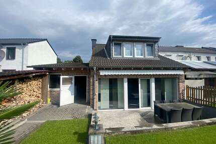 Haus zum Kaufen in Alsdorf 350.000,00 € 107 m²