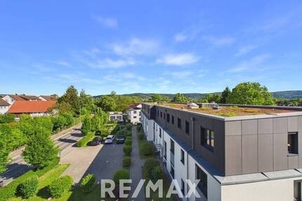 2-Zimmer-Wohnung mit EBK und Balkon mit weitreichender Aussicht - Schorndorf