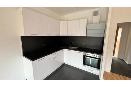 OFFENE, HELLE & MODERNE 3 RAUM-WOHNUNG – mit EBK & Balkon - Chemnitz Klaffenbach