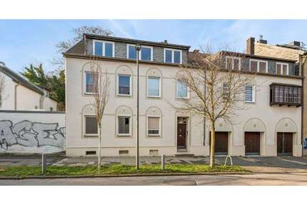 Haus zum Kaufen in Aachen 985.000,00 € 362.88 m²