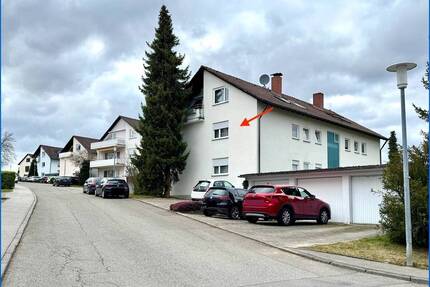 Familienfreundliche 4 Zi.-Wohnung im 1.OG mit Balkon in schöner und ruhiger Ortsrandlage! - Engen