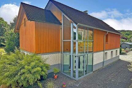 Energiesparer NRW: Exklusives Haus mit Energiekonzept! - Extertal Nalhof