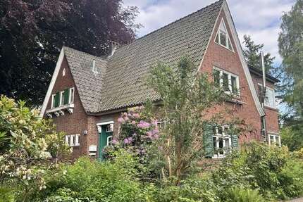 Haus zum Kaufen in Hamburg Lokstedt 2.400.000,00 € 212 m² - Hamburg / Lokstedt