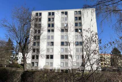 Wohnung zum Kaufen in Erlangen 110.000,00 € 19 m²