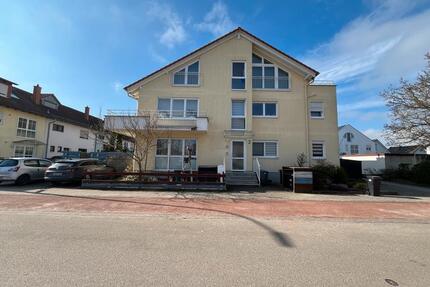 Helle 3-Zimmer Wohnung, EG,2 Stellplätze,Balkon,Garten,Terrasse - Maxdorf