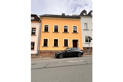 Haus zum Kaufen in Lichtenstein 210.000,00 € 225 m²