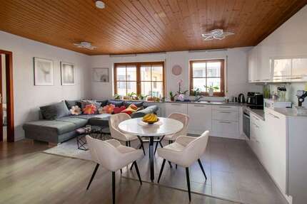 Wohnung zum Kaufen in Bönnigheim Hohenstein 205.000,00 € 56.71 m² - Bönnigheim / Hohenstein