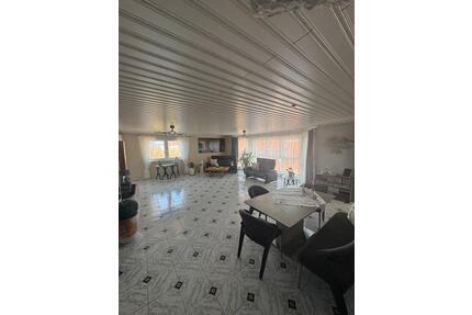 Helle 3-Zimmer Wohnung (120qm) mit 2 Balkonen am Heuchelhof - Würzburg