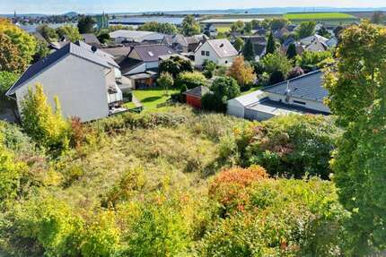 Grundstück zu verkaufen in Grafschaft 299.000,00 € 822 m²