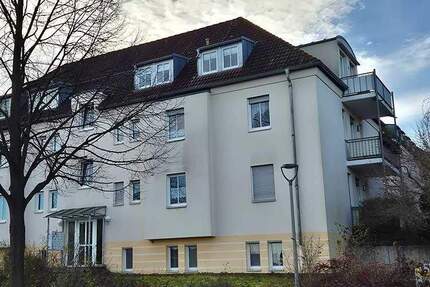 Grüne Stadtrandlage, Weitblick, Dachgeschoss, Balkon, Wanne, Dusche ... - Dresden Briesnitz