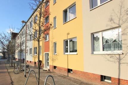 Wir sanieren für Sie! - 324,00&nbsp;EUR Kaltmiete, ca.&nbsp; 43,10&nbsp;m&sup2; in Wittenberg Lutherstadt (PLZ: 06886)