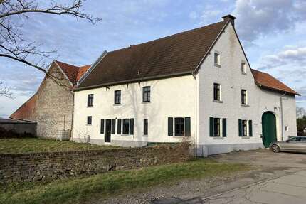 Haus zum Kaufen in Würselen-Broichweiden 990.000,00 € 212 m²