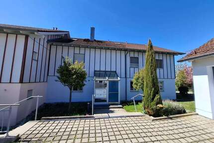 Wohnung zum Kaufen in Rotthalmünster 125.000,00 € 61.25 m²