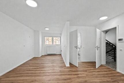 Erstbezug nach Sanierung: Großzügige Terrassenwohnung in gut angebundener Lage von Weidenpesch! - Köln Nippes