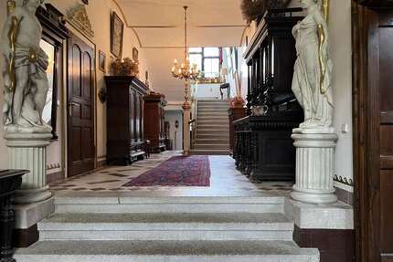 Haus zum Kaufen in Reichenbach 2.800.000,00 € 2410 m²