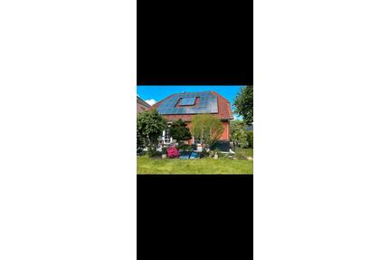 Exklusive möblierte EG Wohnung, Kamin & Whirlpool, großer Garten - Hamburg Harburg