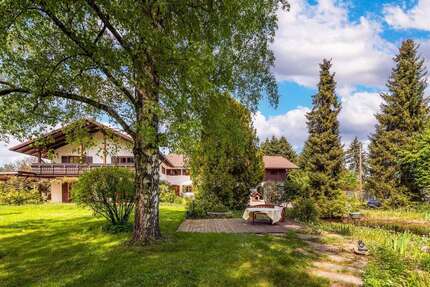 Haus zum Kaufen in Buch am Buchrain 2.950.000,00 € 400 m²