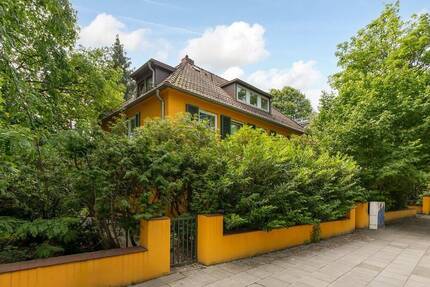 Vielseitiges Wohnensemble mit Charakter in Hamburg Bahrenfeld