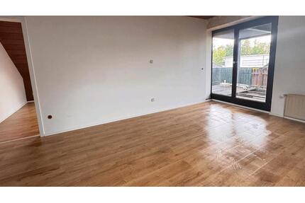 Lichtdurchflutete 3-Zimmer-Wohnung (84 m²) mit großem Balkon - Bünde
