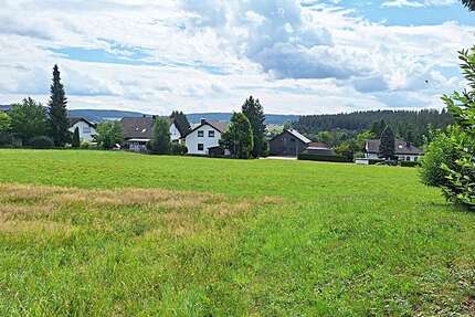 Grundstück zu verkaufen in Waldachtal-Lützenhardt 300.000,00 € 1713 m²