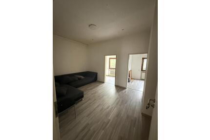 2 Zimmer Wohnung zu vermieten - 850,00&nbsp;EUR Kaltmiete, ca.&nbsp; 20,00&nbsp;m&sup2;&nbsp;Wohnfl&auml;che in Nürtingen (PLZ: 72622)