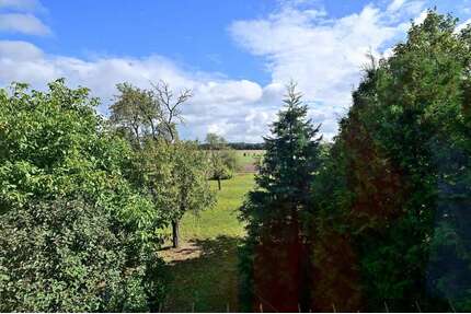 Haus zum Kaufen in Adelshofen 399.000,00 € 241 m²