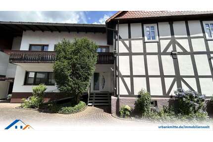 Haus zum Kaufen in Wehretal 165.000,00 € 204 m²