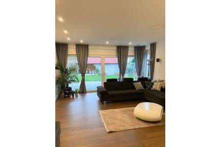 Modernes Familienhaus mit großem Garten & Smart Home - ruhig gelegen in Bielefeld-Sennestadt