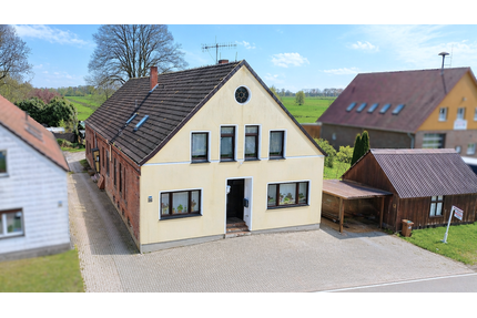 Haus zum Kaufen in Elsfleth 199.000,00 € 353 m²