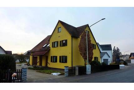 Einfamilienhaus mit Einliegerwohnung - Provisionsfrei von privat - VB 490.000 € - Abensberg