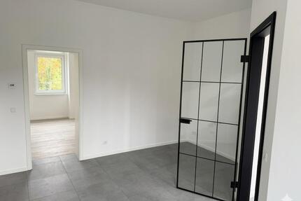 Wohnen am Stienitzsee, hochwertig saniert 67,93 qm 2 Zimmer mit 17,42 qmTerrasse und 40 qm Garten - Rüdersdorf bei Berlin Hennickendorf