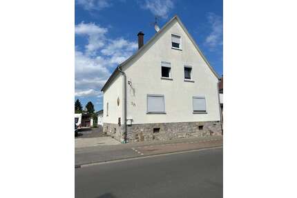 Haus zum Kaufen in Butzbach 235.000,00 € 133 m²