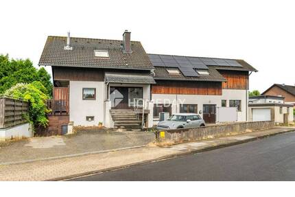 Wohnen und Arbeiten im Einklang: Gewerbe- und Wohnanwesen mit Sauna, Wallbox, Garage und vielem mehr - Langerwehe Obergeich