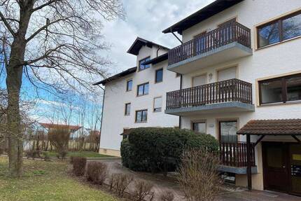 Etagenwohnung in Plattling - 179.000,00&nbsp;EUR Kaufpreis, ca.&nbsp; 78,00&nbsp;m&sup2;&nbsp;Wohnfl&auml;che in Plattling (PLZ: 94447)