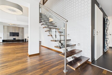 Penthouse mit Hauscharakter – 226 m² Wohnen über den Dächern von Petterweil - Karben