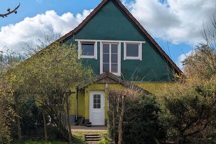 Einfamilienhaus mit großem Grundstück Obstbäumen - Goldberg