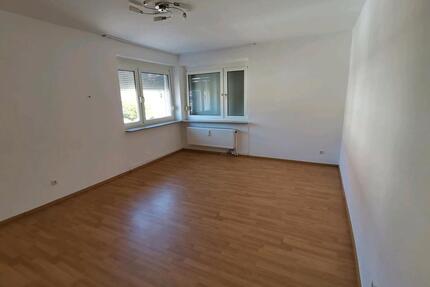 3 Zimmer Wohnung 80qm - 1.070,00&nbsp;EUR Kaltmiete, ca.&nbsp; 80,00&nbsp;m&sup2; in Wermelskirchen (PLZ: 42929)