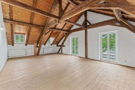 Wohnung zum Mieten in Dorfen 1.100,00 € 123.59 m²