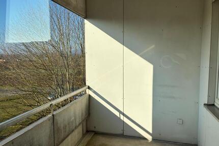 **Schnell sein lohnt sich**Frisch renovierte 2 Zimmerwohnung mit Balkon* - Rinteln