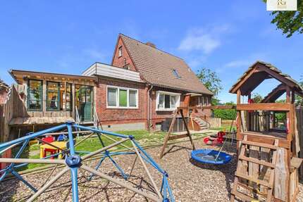 Haus zum Kaufen in Otterndorf 352.400,00 € 124 m²