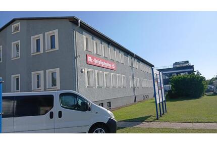 2 Gewerberäume Souterrain (gesamt 34 m²) im Untergeschoss Berlin-Hohenschönhausen – Hansastraße 216