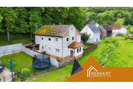 Zwei Wohneinheiten, großes Potenzial & Platz für Ihre Zukunft - vielseitiges Haus mit Ausbaureserve - Kasendorf
